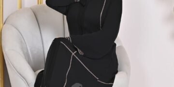 اشيك عبايا و احباب المدينة