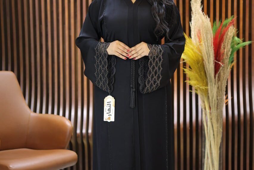 اشيك عبايا و احباب المدينة