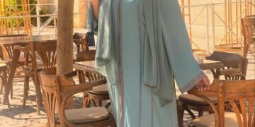 اشيك عبايا و احباب المدينة