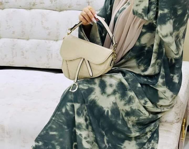 اشيك عبايا و احباب المدينة