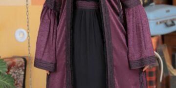 اشيك عبايا و احباب المدينة