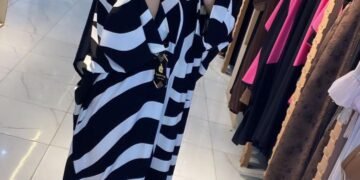 اشيك عبايا و احباب المدينة