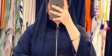 اشيك عبايا و احباب المدينة