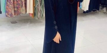 اشيك عبايا و احباب المدينة