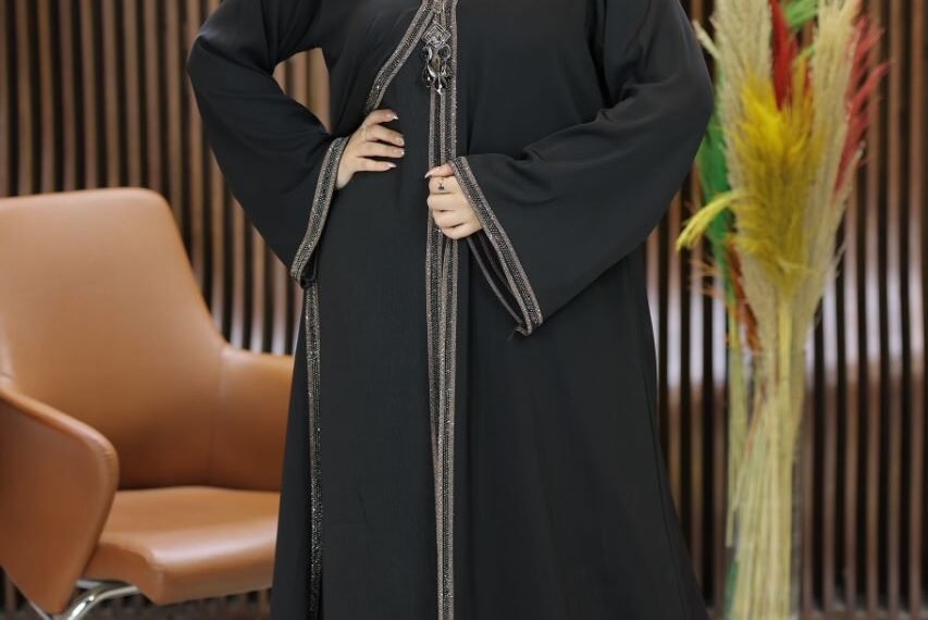 اشيك عبايا و احباب المدينة