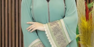 اشيك عبايا و احباب المدينة