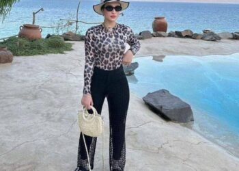 مصنع و مكتب MUHRA للملابس✨