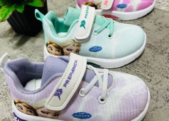 دكان لوزة شنط وشوزات