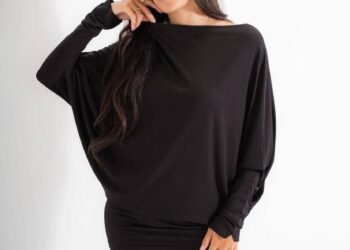 مصنع و مكتب MUHRA للملابس✨