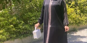 اشيك عبايا و احباب المدينة