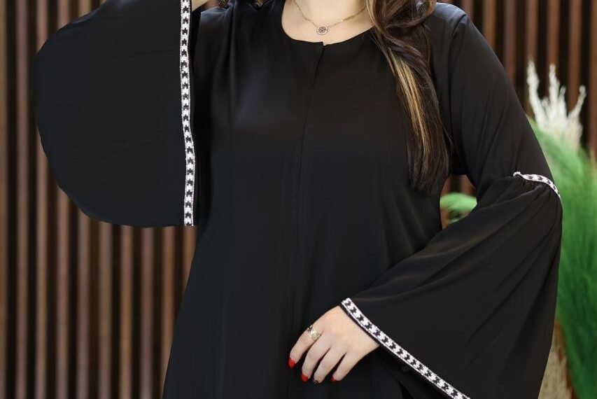 اشيك عبايا و احباب المدينة