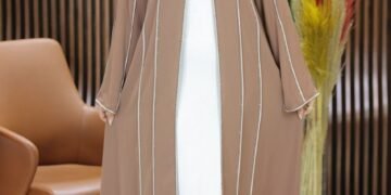 اشيك عبايا و احباب المدينة