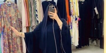 اشيك عبايا و احباب المدينة