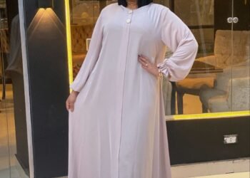 اشيك عبايا و احباب المدينة