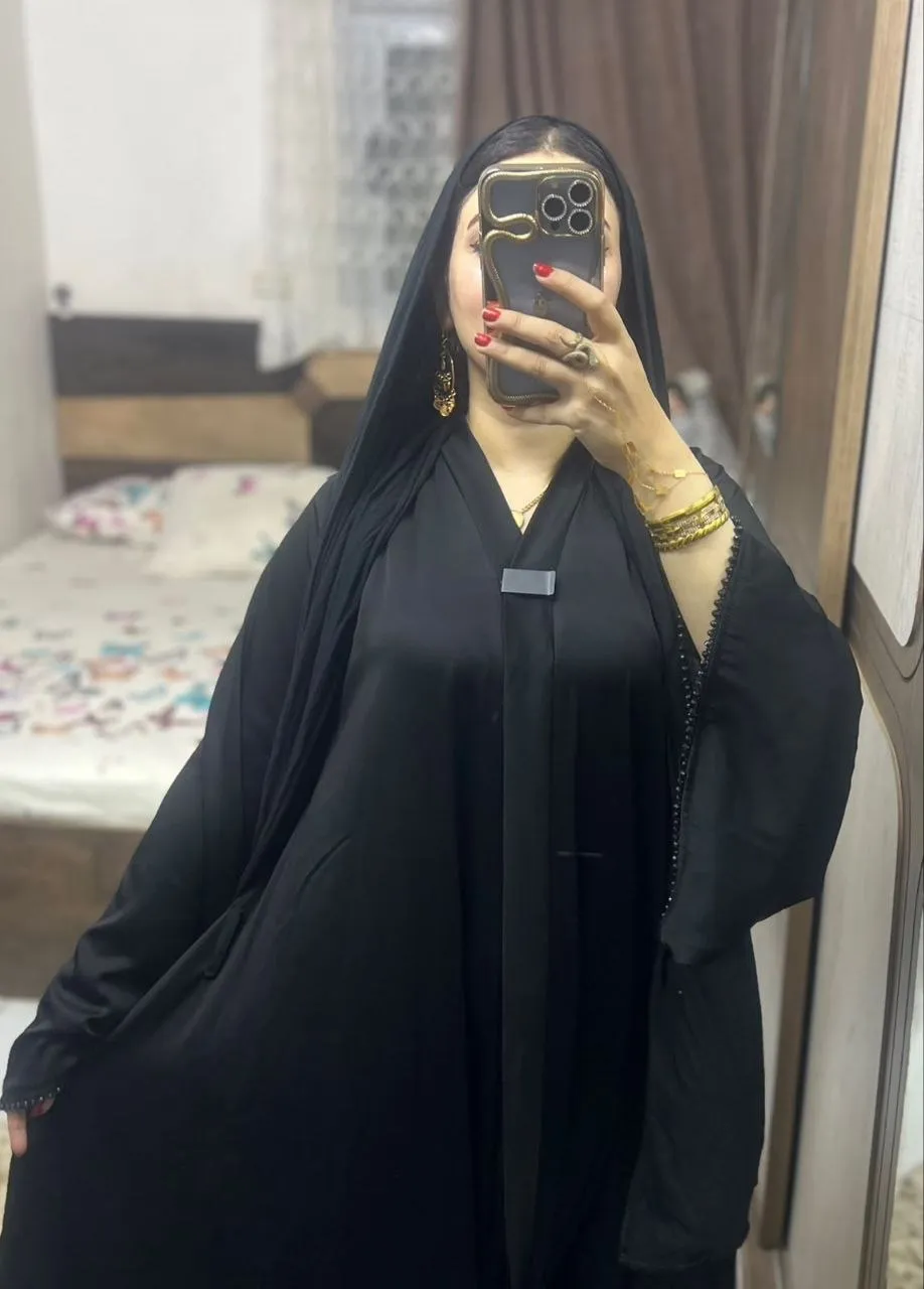 مكتب عبايات وملابس محجبات – اشيك عبايا و احباب المدينة - صورة 5